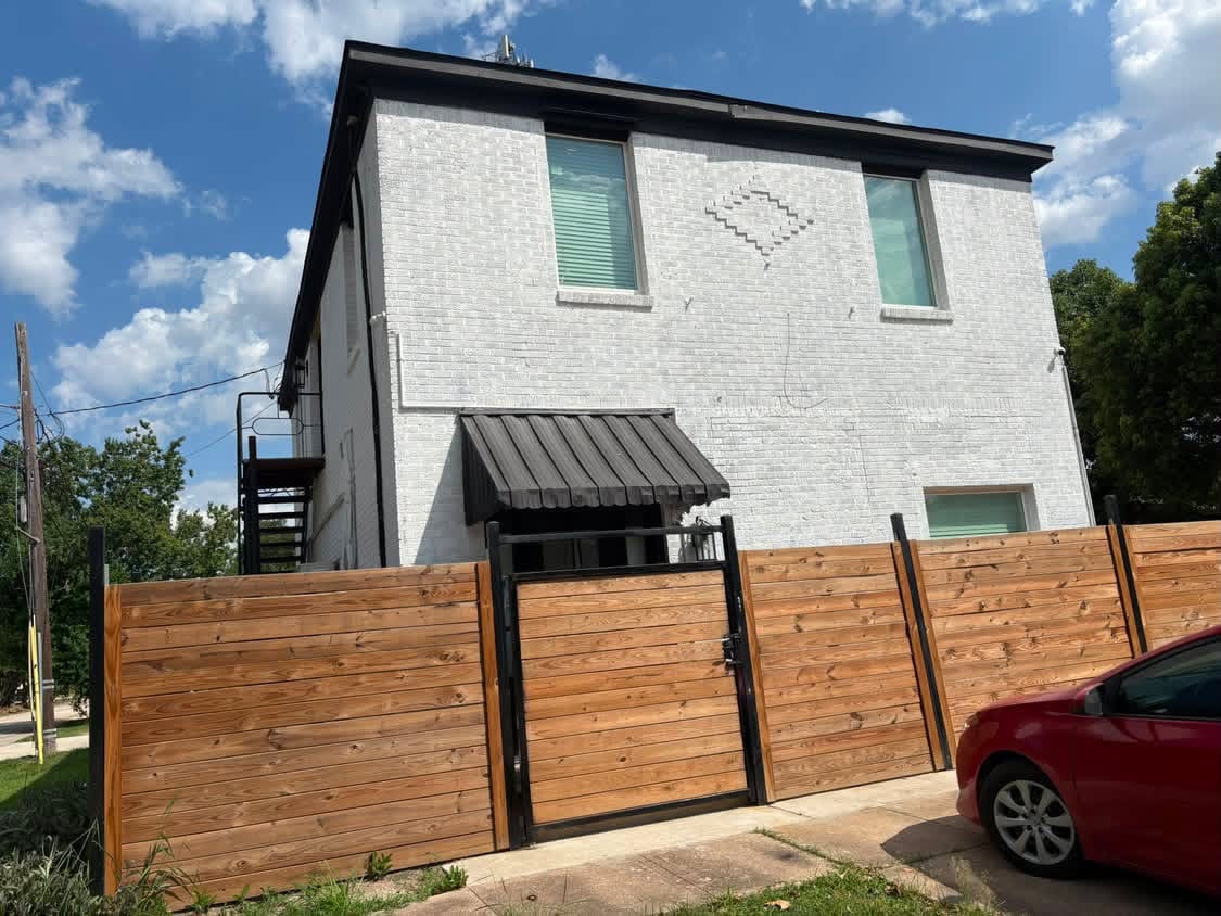 3701 Hutchins St, Houston